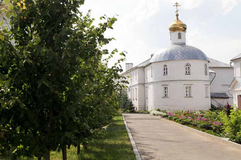 Церковь св.мчч. Адриана и Наталии